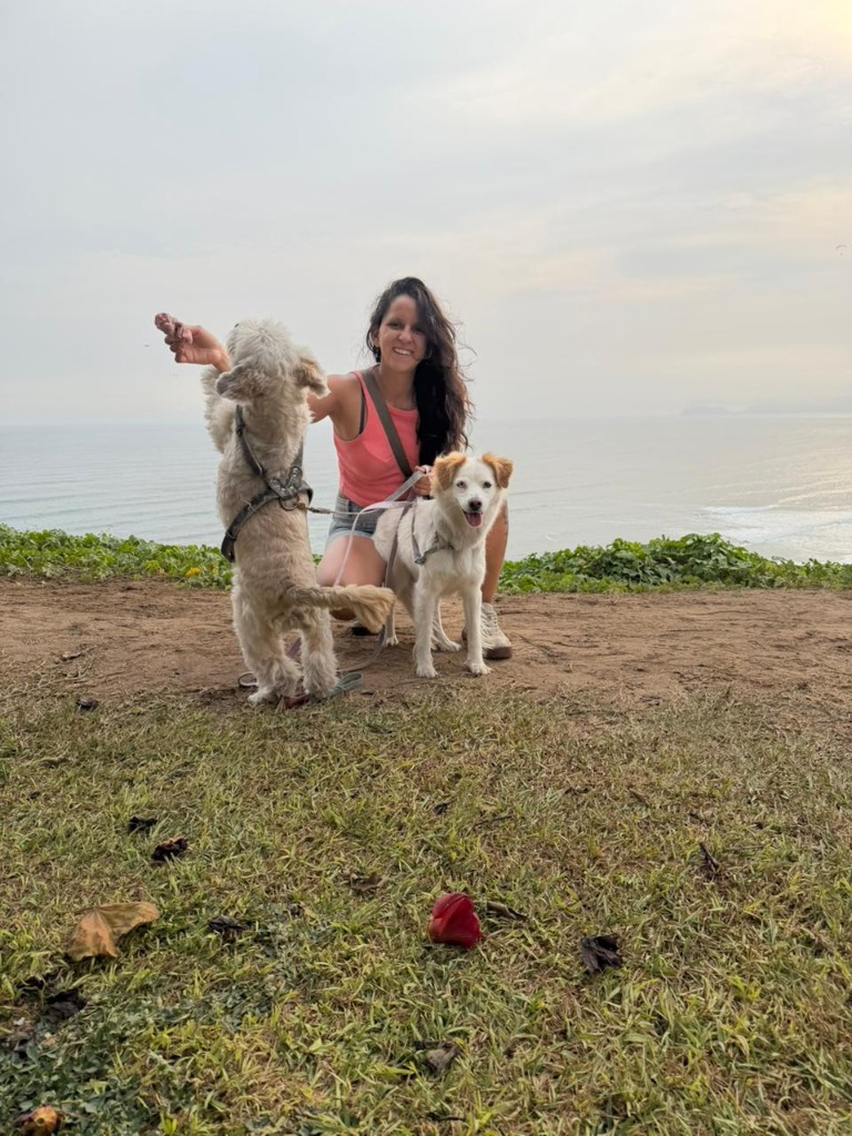Chef Jhamaly Farfán y sus bebés perrunos